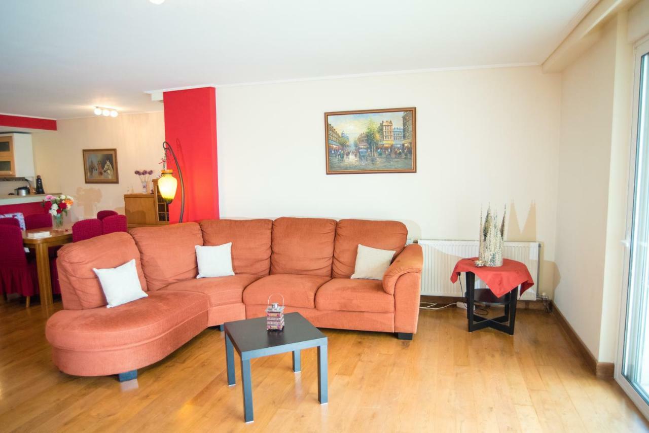 Villa Olympia Vip Dhráfi 외부 사진